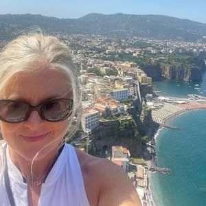 Meet your Posher, Cheryl